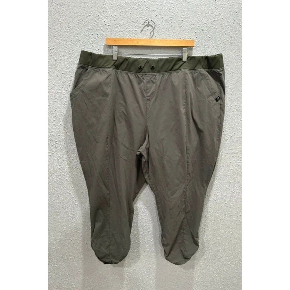 Plus Size 5X Torrid Happy Camper Crop Pullon Jogger Pants Ruched Leg Green